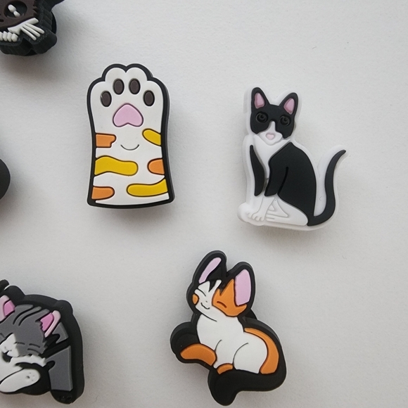 NEW Cat Animal Lover Bundle 9 Shoe‎ Charms Crocs Jibbitz - Picture 4 of 10